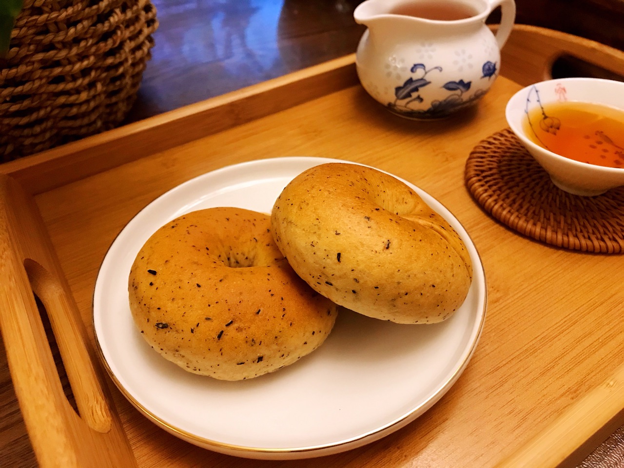 Black Tea Milk Bagels Recipe