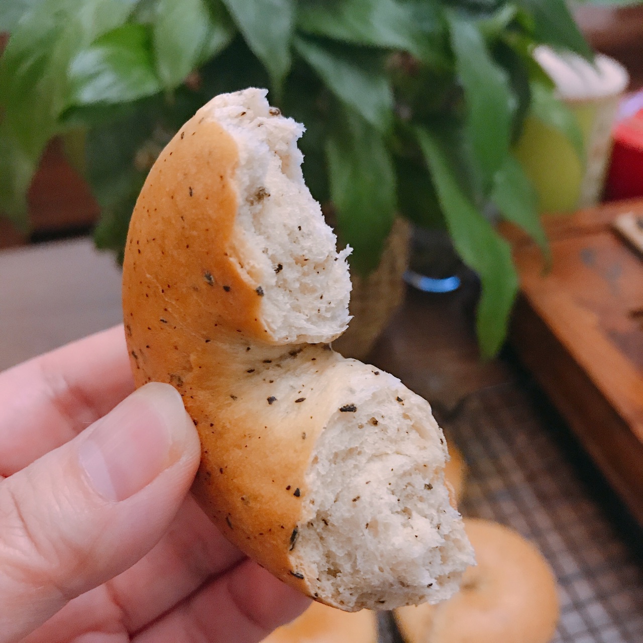 Black Tea Milk Bagels Recipe