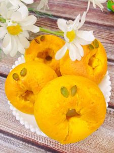 Pumpkin Bagels